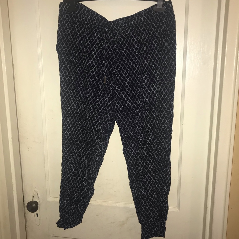 Printed Pants With Drawstring Waist - image 1